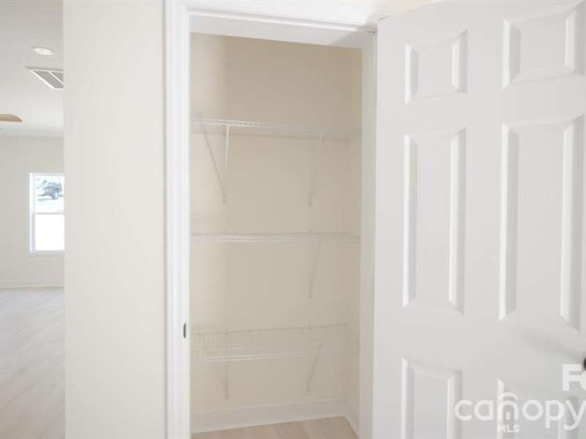 930 Parkland Place, Concord, NC 28027.  MLS# CAR4394896, YatesRealty ID 18389. 