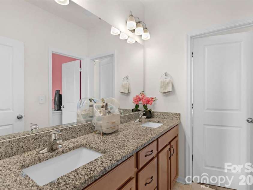 930 Parkland Place, Concord, NC 28027.  MLS# CAR4394896, YatesRealty ID 18389. 