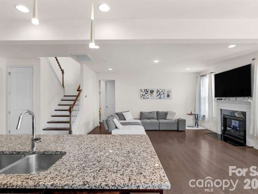 930 Parkland Place, Concord, NC 28027.  MLS# CAR4394896, YatesRealty ID 18389. 