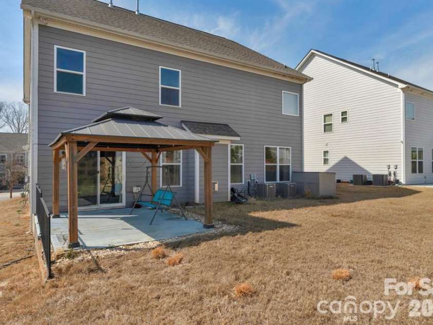 930 Parkland Place, Concord, NC 28027.  MLS# CAR4394896, YatesRealty ID 18389. 