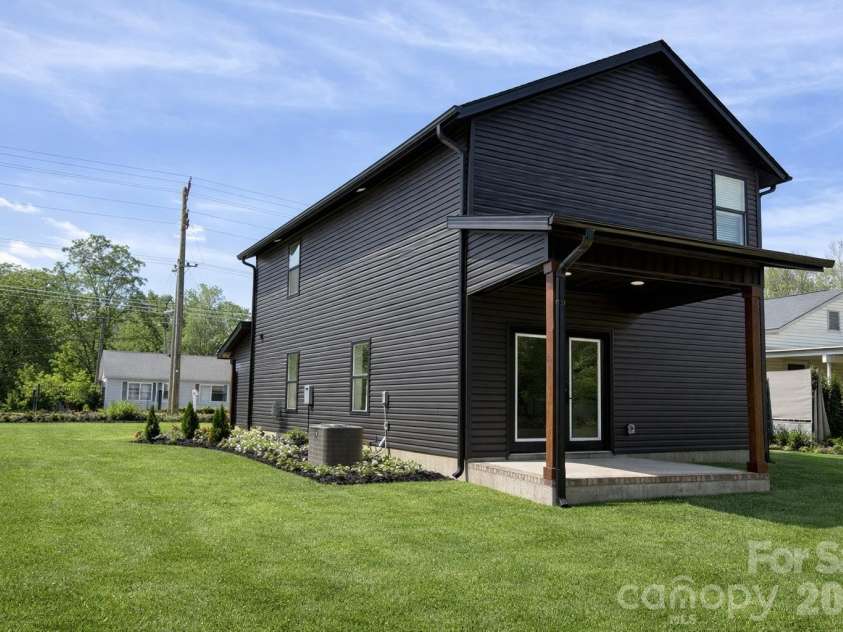 654 Bostian Road, China Grove, NC 28023.  MLS# CAR4364741, YatesRealty ID 18391. 