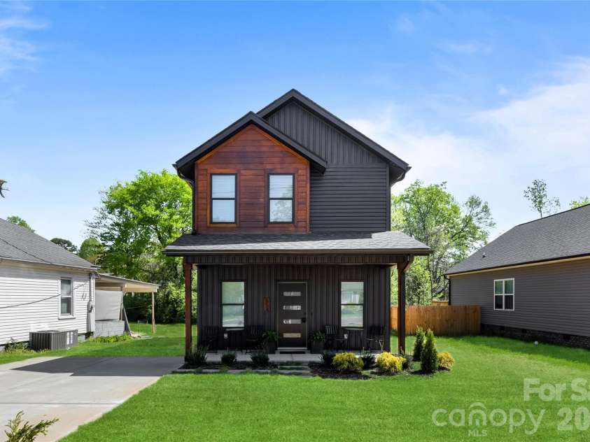 654 Bostian Road, China Grove, NC 28023.  MLS# CAR4364741, YatesRealty ID 18391. 