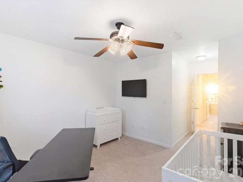 6475 Saint Bernard Way, Charlotte, NC 28269.  MLS# CAR4360969, YatesRealty ID 18392. 