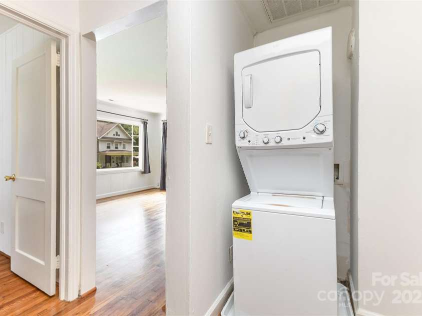 2819 Georgia Avenue, Charlotte, NC 28205.  MLS# CAR4266424, YatesRealty ID 18393. 
