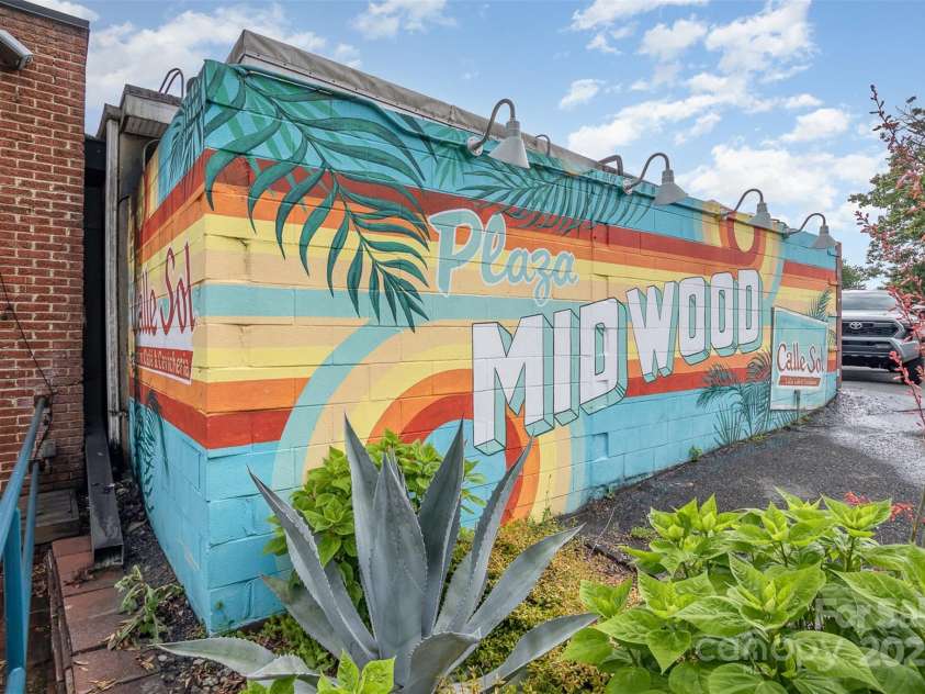 2819 Georgia Avenue, Charlotte, NC 28205.  MLS# CAR4266424, YatesRealty ID 18393. 