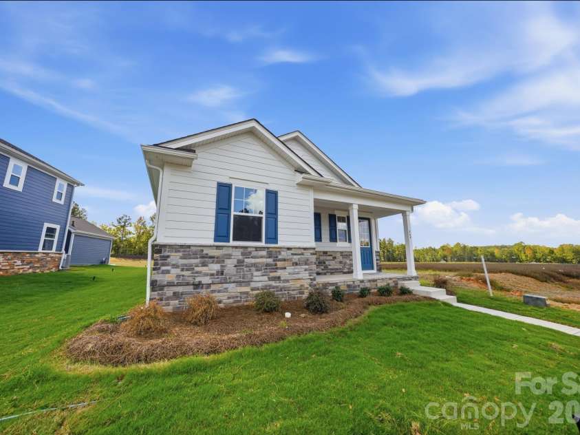 449 Spire Street, Rock Hill, SC 29730.  MLS# CAR4368744, YatesRealty ID 18394. 