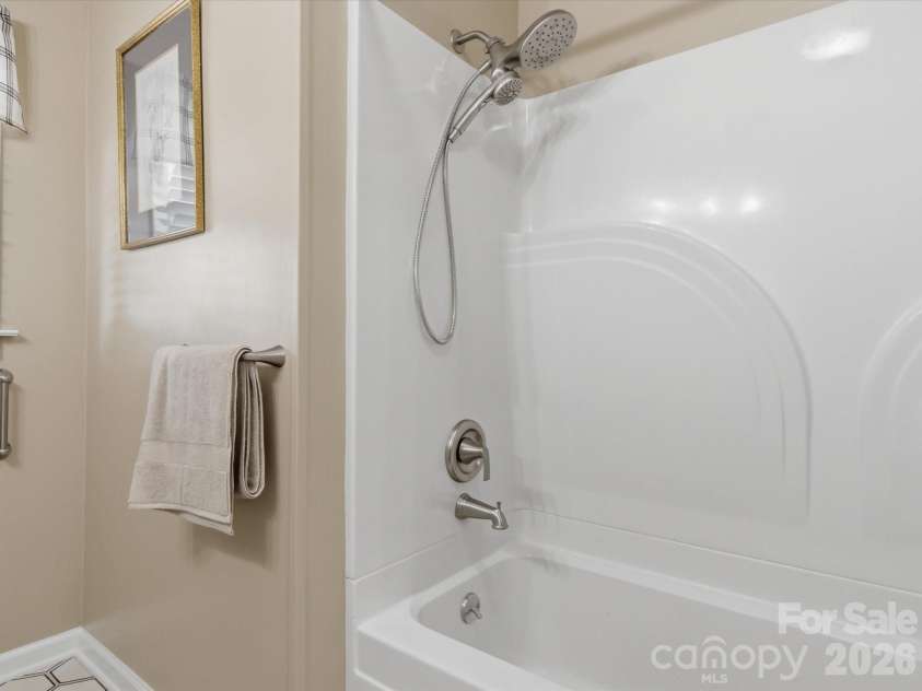 419 Knox Street, Clover, SC 29710.  MLS# CAR4374008, YatesRealty ID 18396. 