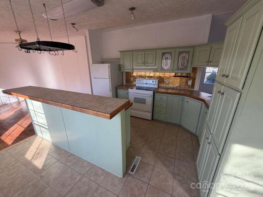 2687 1st Avenue, Catawba, NC 28609.  MLS# CAR4333700, YatesRealty ID 18397. 