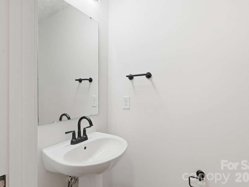 274 Bellhaven Place, Concord, NC 28027.  MLS# CAR4369397, YatesRealty ID 18399. Powder Bathroom