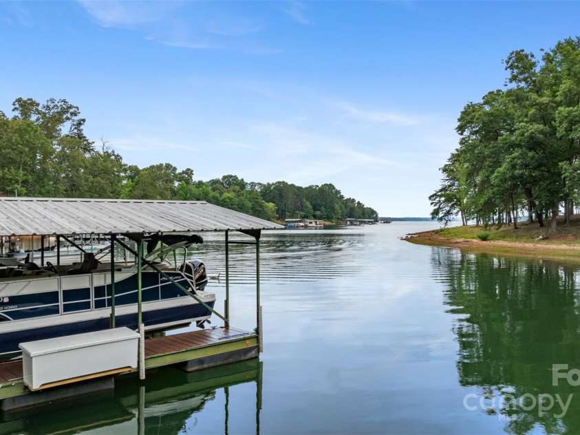 1114 Sunset Lane, Anderson, SC 29626.  MLS# CAR4206180, YatesRealty ID 1840. 