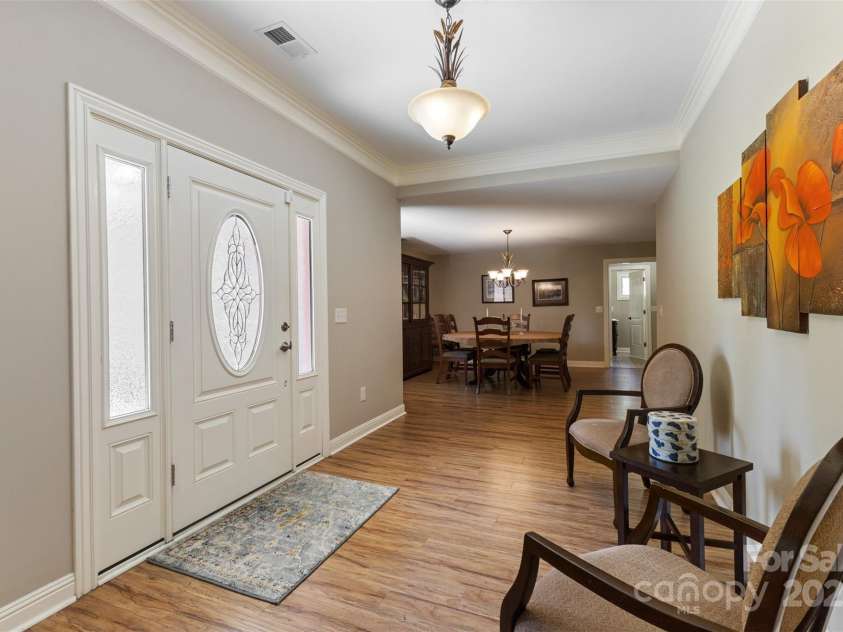 1114 Sunset Lane, Anderson, SC 29626.  MLS# CAR4206180, YatesRealty ID 1840. 