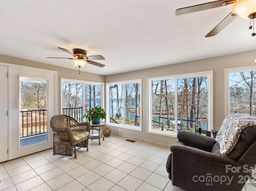 1114 Sunset Lane, Anderson, SC 29626.  MLS# CAR4206180, YatesRealty ID 1840. 