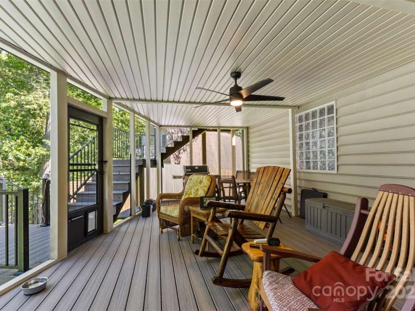 1114 Sunset Lane, Anderson, SC 29626.  MLS# CAR4206180, YatesRealty ID 1840. 