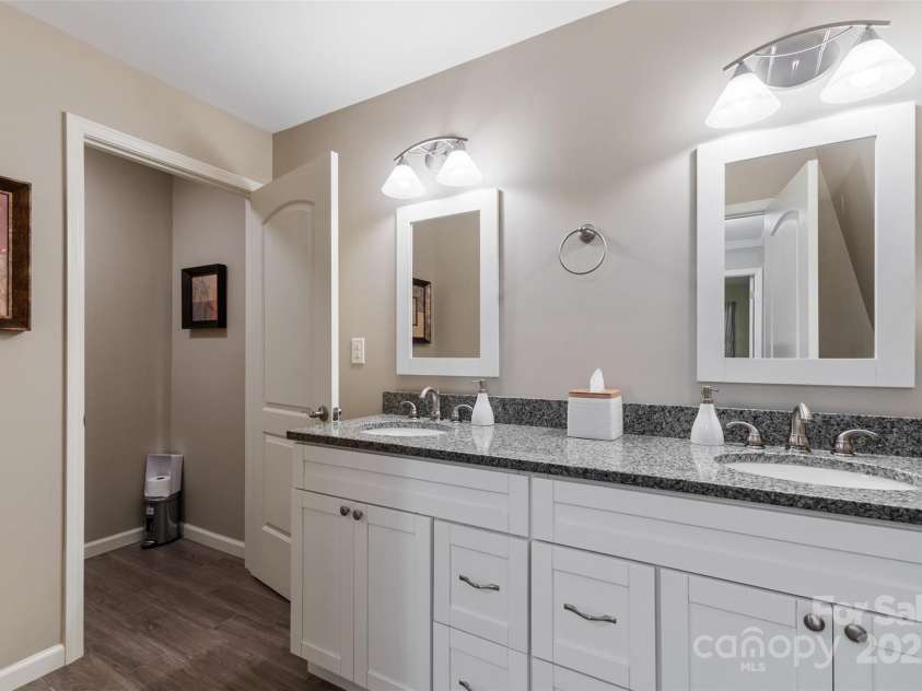 1114 Sunset Lane, Anderson, SC 29626.  MLS# CAR4206180, YatesRealty ID 1840. 