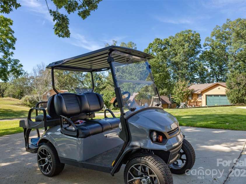 1114 Sunset Lane, Anderson, SC 29626.  MLS# CAR4206180, YatesRealty ID 1840. 