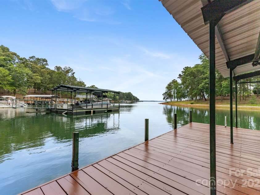 1114 Sunset Lane, Anderson, SC 29626.  MLS# CAR4206180, YatesRealty ID 1840. 