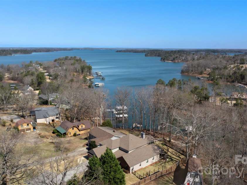 1114 Sunset Lane, Anderson, SC 29626.  MLS# CAR4206180, YatesRealty ID 1840. 