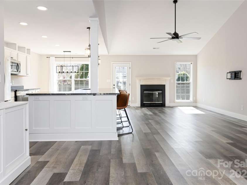 176 Running Briar Road, Fletcher, NC 28732.  MLS# CAR4203748, YatesRealty ID 18400. 
