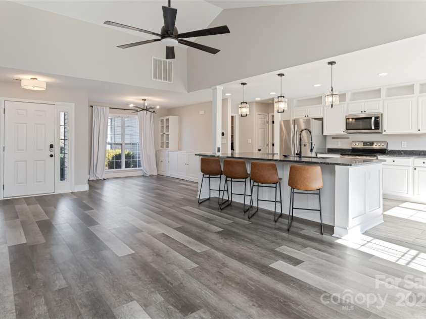 176 Running Briar Road, Fletcher, NC 28732.  MLS# CAR4203748, YatesRealty ID 18400. 