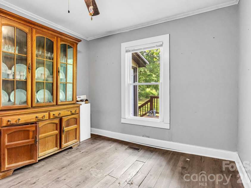 3240 Innes Street, Salisbury, NC 28144.  MLS# CAR4377301, YatesRealty ID 18400. 