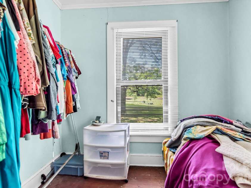 3240 Innes Street, Salisbury, NC 28144.  MLS# CAR4377301, YatesRealty ID 18400. 