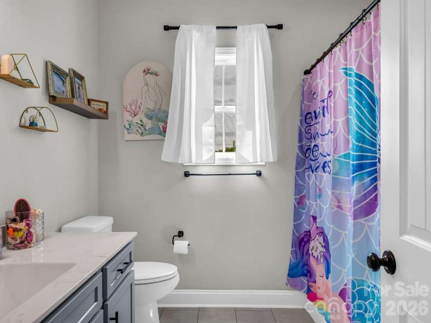 288 Maypole Court, Forest City, NC 28043.  MLS# CAR4308136, YatesRealty ID 18401. Bathroom