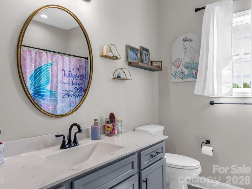 288 Maypole Court, Forest City, NC 28043.  MLS# CAR4308136, YatesRealty ID 18401. Bathroom