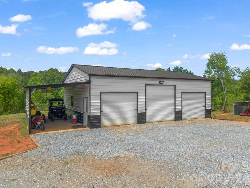 288 Maypole Court, Forest City, NC 28043.  MLS# CAR4308136, YatesRealty ID 18401. Detached Garage/Workshop