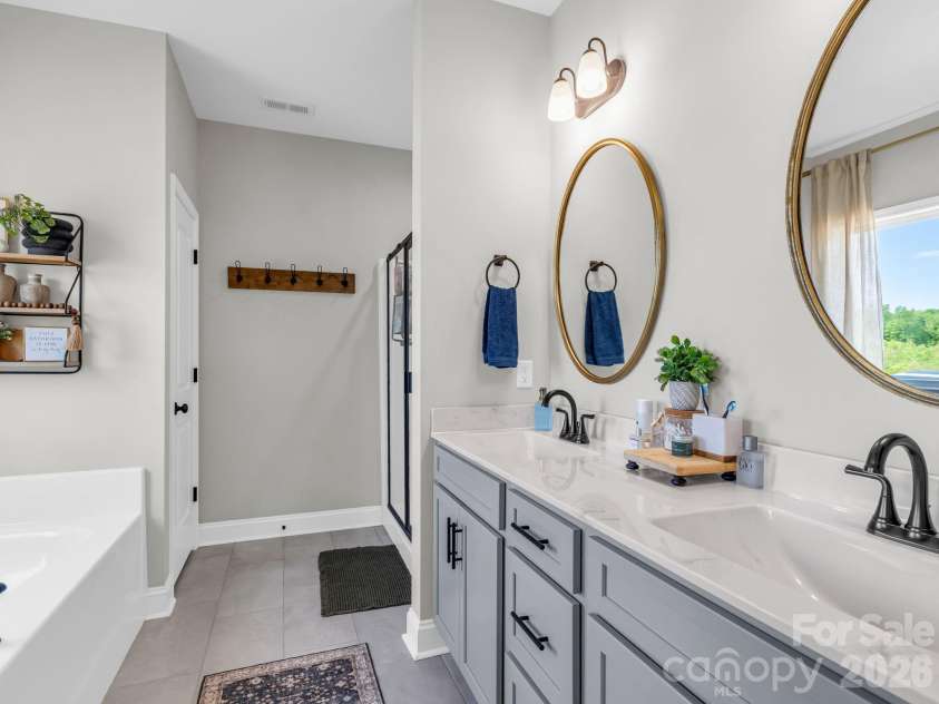 288 Maypole Court, Forest City, NC 28043.  MLS# CAR4308136, YatesRealty ID 18401. Primary Bathroom