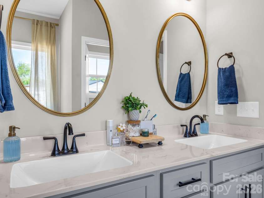 288 Maypole Court, Forest City, NC 28043.  MLS# CAR4308136, YatesRealty ID 18401. Primary Bathroom