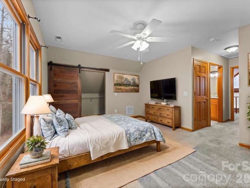 113 Cardinal Drive, Franklin, NC 28734.  MLS# CAR4360002, YatesRealty ID 18402. 