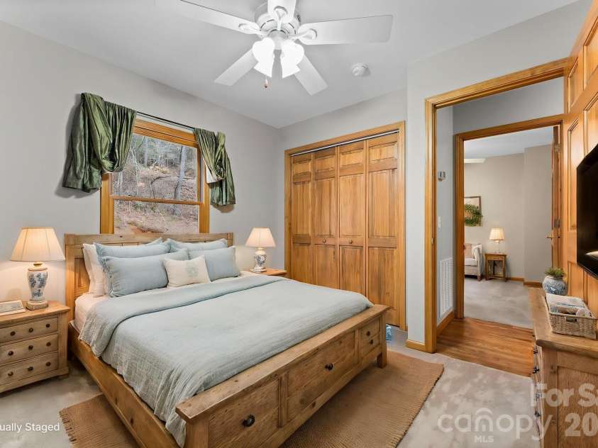 113 Cardinal Drive, Franklin, NC 28734.  MLS# CAR4360002, YatesRealty ID 18402. 