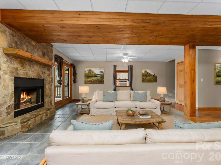 113 Cardinal Drive, Franklin, NC 28734.  MLS# CAR4360002, YatesRealty ID 18402. 