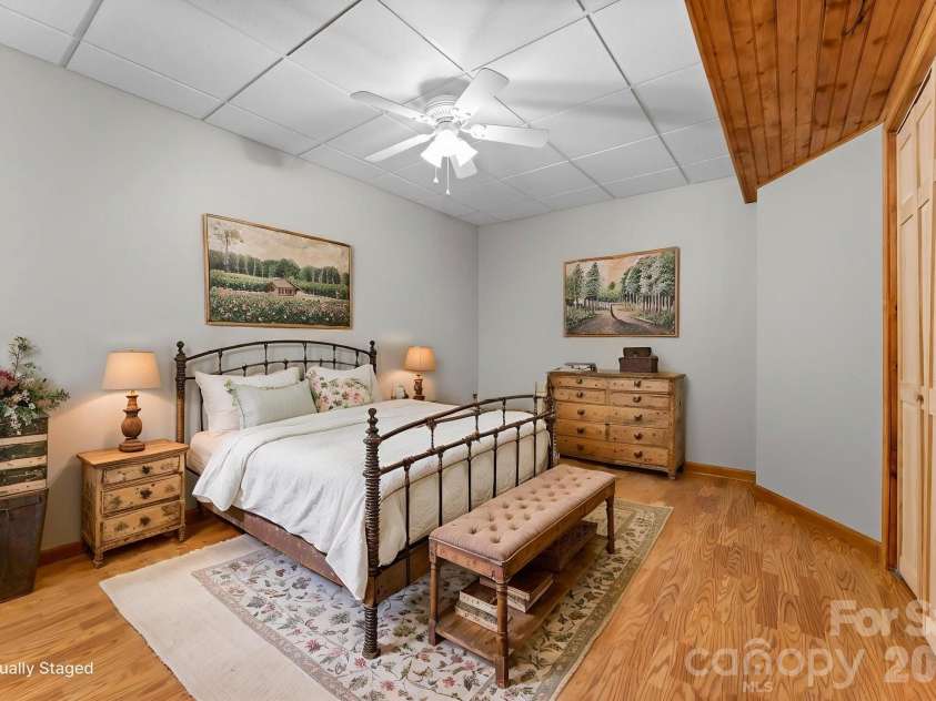 113 Cardinal Drive, Franklin, NC 28734.  MLS# CAR4360002, YatesRealty ID 18402. 