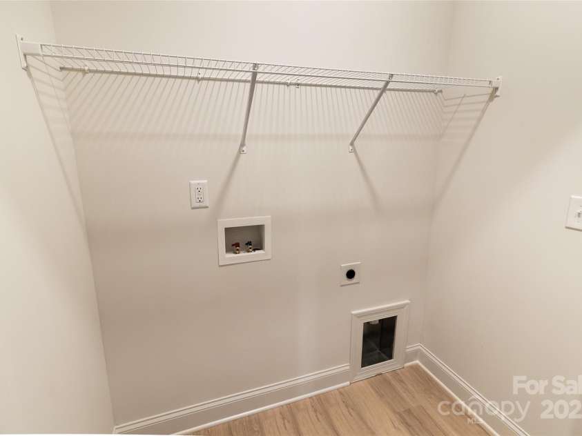 619 Billingsley Road, Charlotte, NC 28211.  MLS# CAR4267122, YatesRealty ID 18402. 