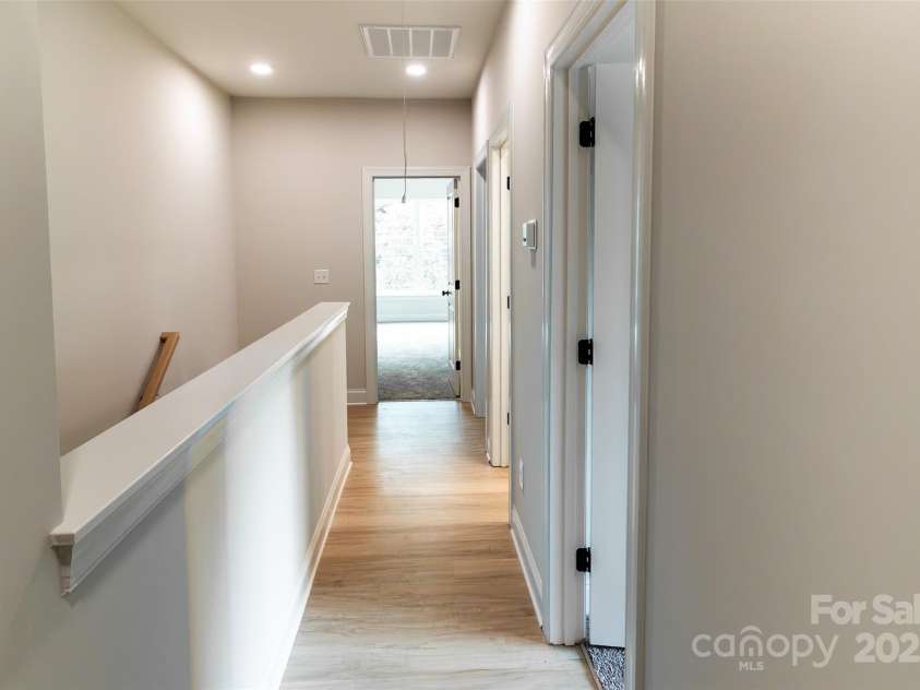 619 Billingsley Road, Charlotte, NC 28211.  MLS# CAR4267122, YatesRealty ID 18402. 