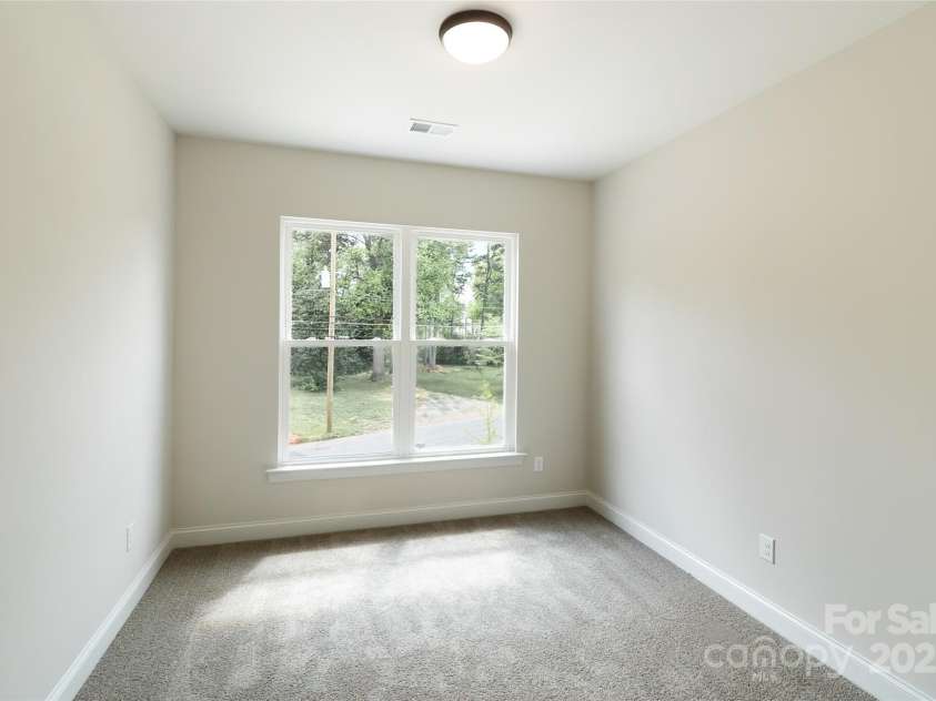 619 Billingsley Road, Charlotte, NC 28211.  MLS# CAR4267122, YatesRealty ID 18402. 