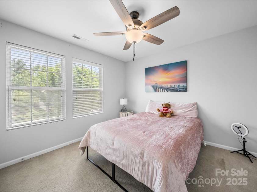 10426 Kempsford Drive, Charlotte, NC 28262.  MLS# CAR4260798, YatesRealty ID 18403. 