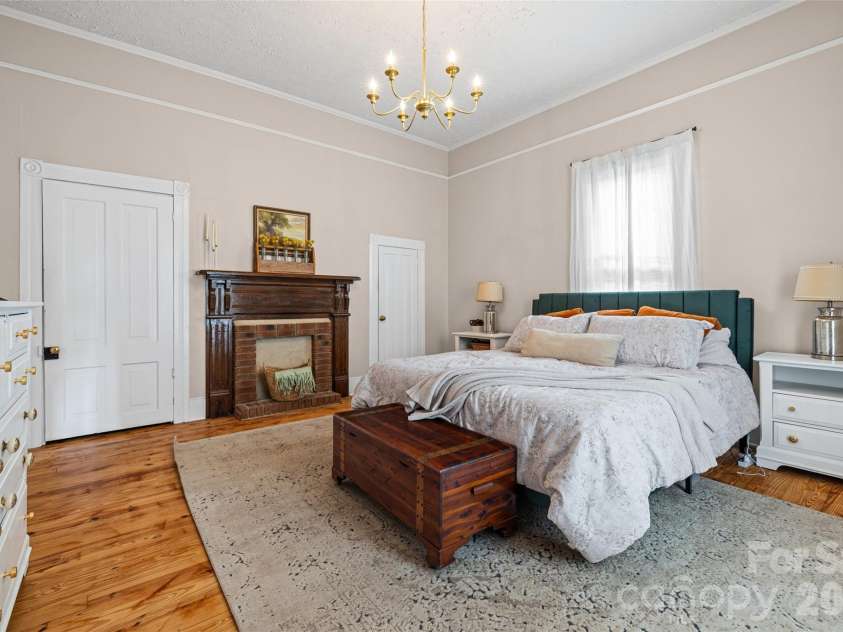 231 Jefferson Street, York, SC 29745.  MLS# CAR4365784, YatesRealty ID 18403. 