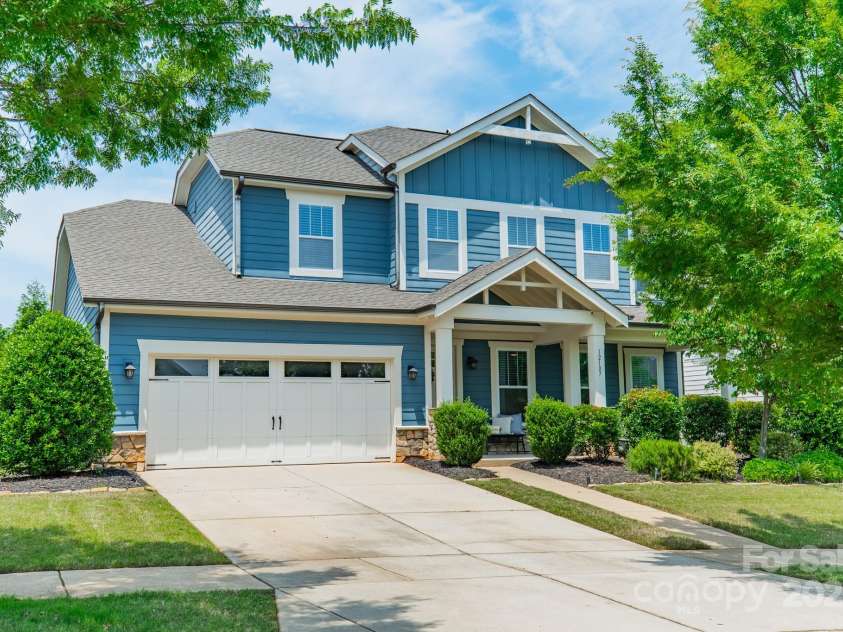 12107 Grey Partridge Drive, Charlotte, NC 28278.  MLS# CAR4258400, YatesRealty ID 18404. 
