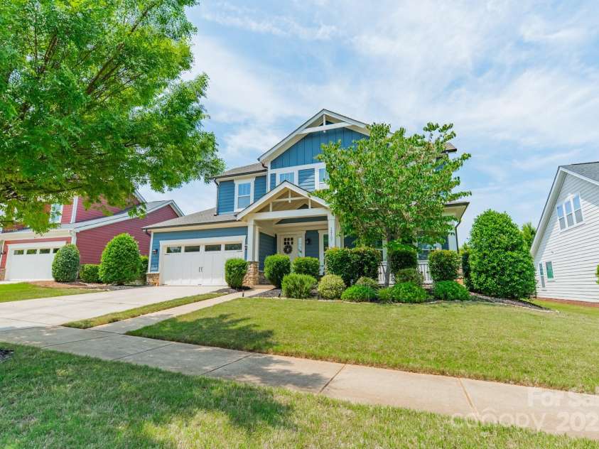 12107 Grey Partridge Drive, Charlotte, NC 28278.  MLS# CAR4258400, YatesRealty ID 18404. 