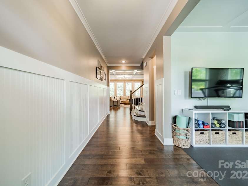 12107 Grey Partridge Drive, Charlotte, NC 28278.  MLS# CAR4258400, YatesRealty ID 18404. 