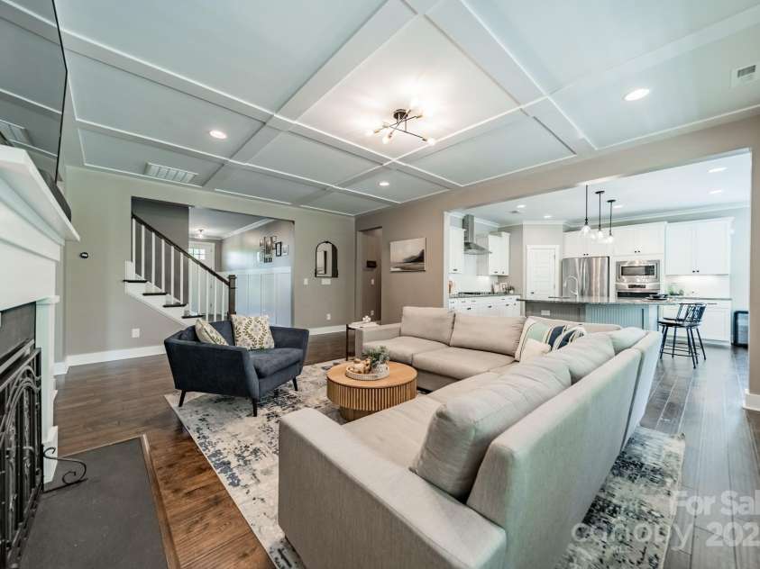 12107 Grey Partridge Drive, Charlotte, NC 28278.  MLS# CAR4258400, YatesRealty ID 18404. 