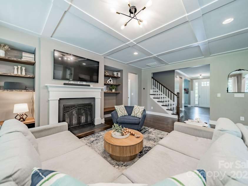 12107 Grey Partridge Drive, Charlotte, NC 28278.  MLS# CAR4258400, YatesRealty ID 18404. 