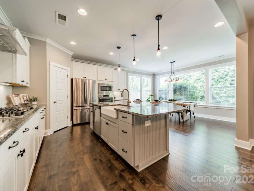 12107 Grey Partridge Drive, Charlotte, NC 28278.  MLS# CAR4258400, YatesRealty ID 18404. 