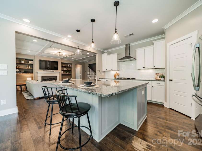 12107 Grey Partridge Drive, Charlotte, NC 28278.  MLS# CAR4258400, YatesRealty ID 18404. 
