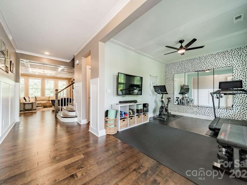 12107 Grey Partridge Drive, Charlotte, NC 28278.  MLS# CAR4258400, YatesRealty ID 18404. 