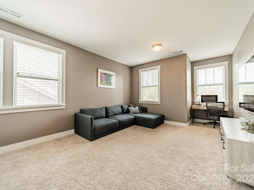 12107 Grey Partridge Drive, Charlotte, NC 28278.  MLS# CAR4258400, YatesRealty ID 18404. 