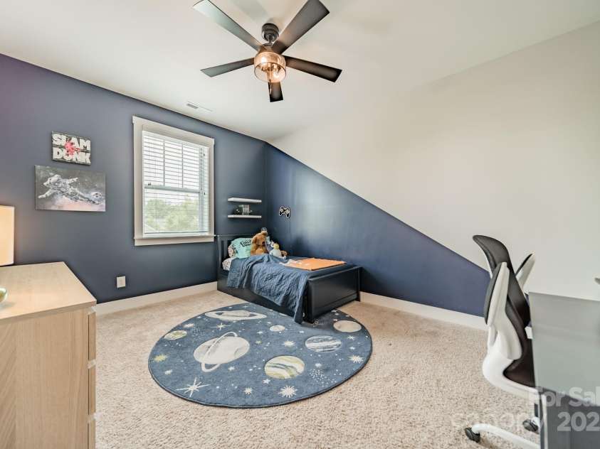 12107 Grey Partridge Drive, Charlotte, NC 28278.  MLS# CAR4258400, YatesRealty ID 18404. 