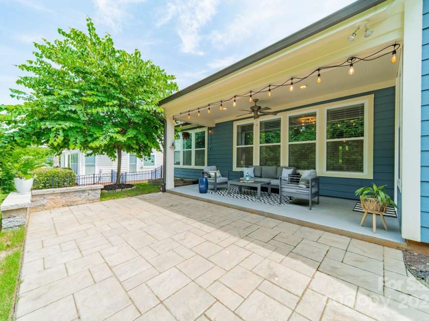 12107 Grey Partridge Drive, Charlotte, NC 28278.  MLS# CAR4258400, YatesRealty ID 18404. 